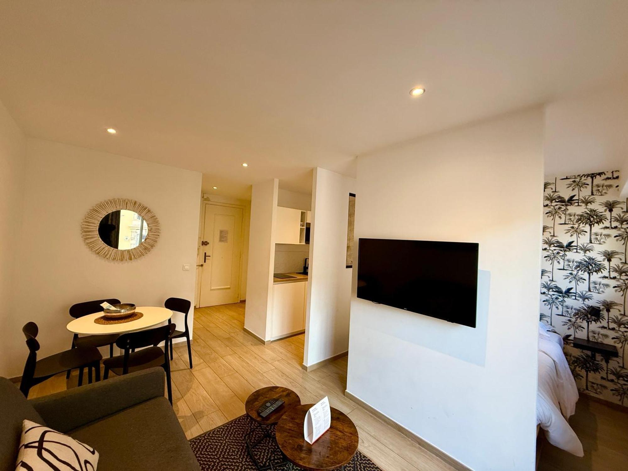 C001-Beau Studio Neuf Situe Au Centre Cannes Kültér fotó
